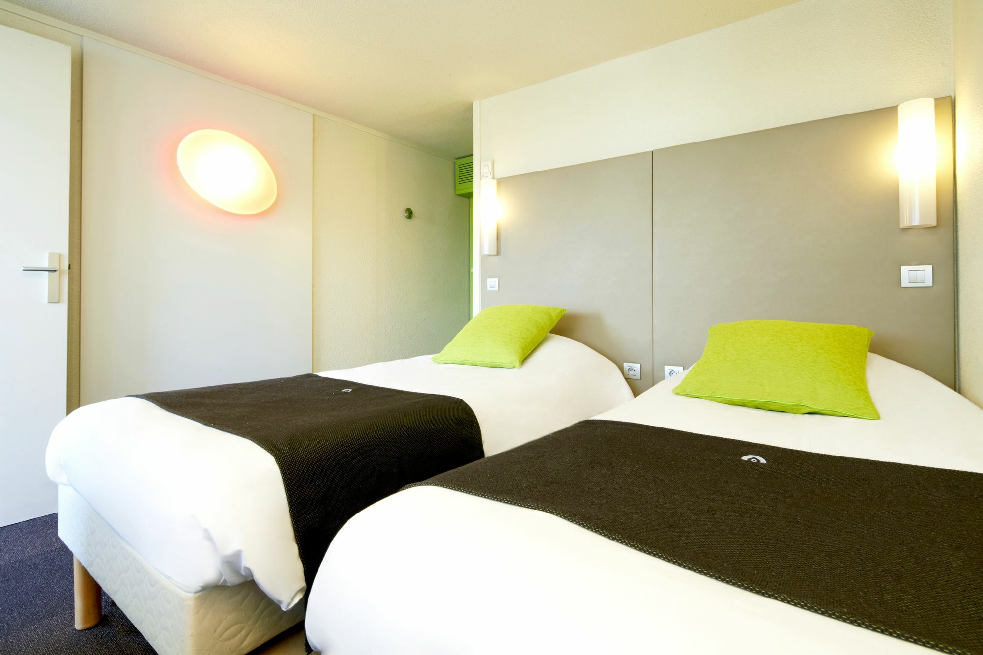 Campanile Poitiers - Site Du Futuroscope Hotel Chasseneuil-du-Poitou Ngoại thất bức ảnh
